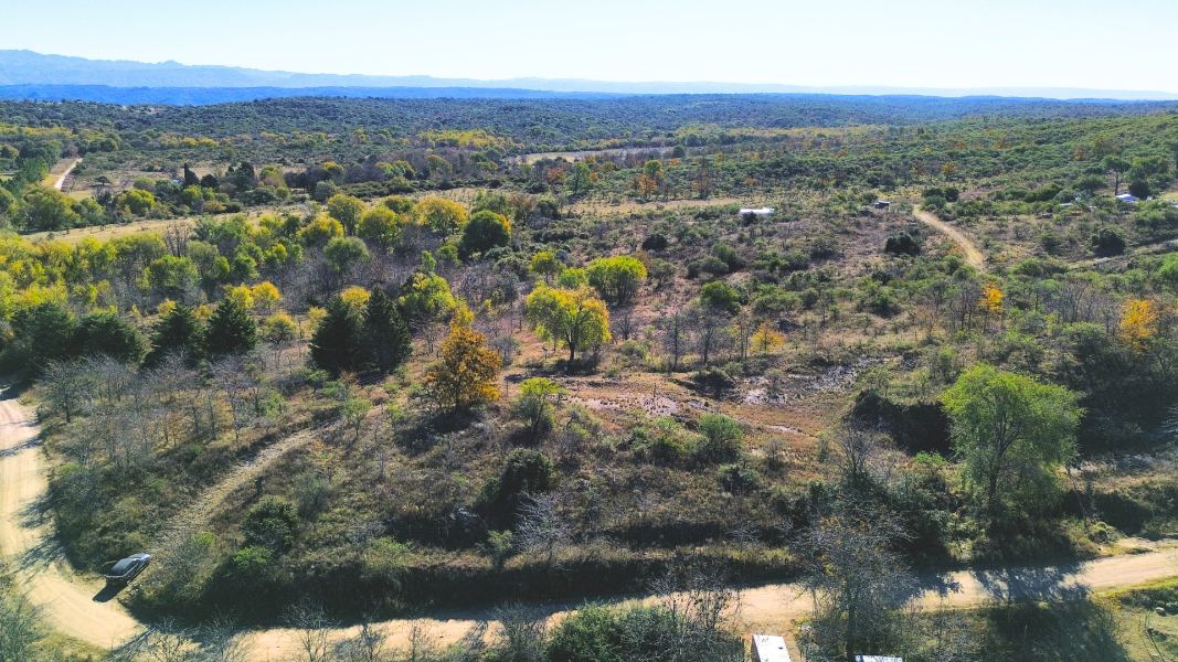 Cinco lotes contiguos: 2.353 m² con vistas a las Sierras en Nahuascat – foto 1