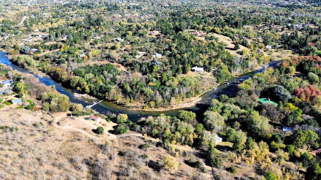 Cinco lotes contiguos: 2.353 m² con vistas a las Sierras en Nahuascat