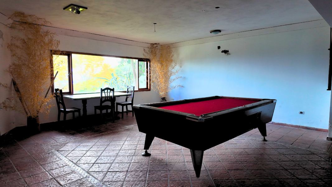 Residencia premium en lo alto de Villa Rumipal, con vistas panorámicas al lago y las sierras – foto 4